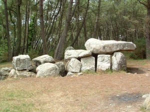 carnac-dolmeny-1000