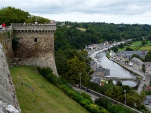 dinan1-1000
