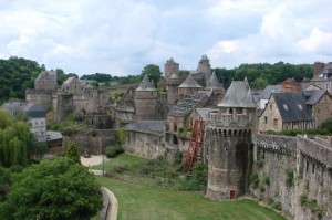 fougeres-1000